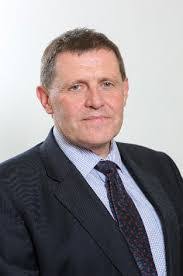 Michael Mawhinney's Instagram, Twitter & Facebook