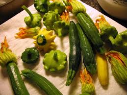 If you've never tried zucchini blossoms before, you have to try this recipe! Weird Ingredient Wednesday Zucchini Blossoms Food Hacks Wonderhowto