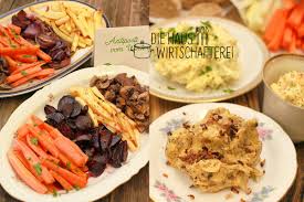 Antipasti Aus Wintergemuse Und Schweinebratenaufstrich Lebensmittel Essen Catering Kaviar