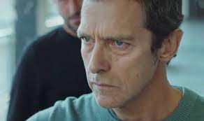 Après le départ de franck borde alias florian estève, c'est anne decis, l'interprète du personnage de luna torres qui pourrait quitter le feuilleton de france 3 selon le site plusbellelavie.org. Plus Belle La Vie En Avance Andres Sauve La Vie De Mouss Le Resume De L Episode Du Jeudi 26 Novembre 2020 Video