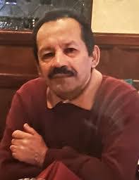 Roberto Rentas's Instagram, Twitter & Facebook