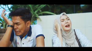 Tak terlintas langsung dibenak fikirannya untuk menjalinkan hubungan dengan seorang gadis yang lurus orangnya. Alieff Irfan Perempuan Lurus Bendul Facebook