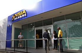 Scopri ricette, idee per la casa, consigli di stile e altre idee da provare. Plusieurs Centaines De Millions Pompees A Nsia Banque 5 Suspects Ecroues Connectionivoirienne Net Afriquemidi Com