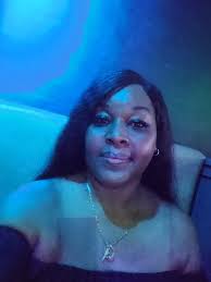 Hi all! I just wanted to introduce myself. I'm 48 years young and soon to  be 49. Capricorn here. ♑️ I'm in the Atlanta area. Any other questions,  just ask!!😊