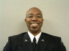 Damhin ang pulso ng isang King County paramedic