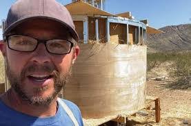 Ash Mess's Instagram, Twitter & Facebook