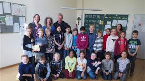 Beim Sommerfest Der Luitpoldschule Erwirtschafteten Die Schuler Mit Ihrer Tombola 336 11 Euro Weite Bad Aibling