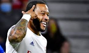 Y ayer jueves, tras la victoria de la oranje, volvió a quedar en evidencia. Barca Interesse Depay Zum Schnappchenpreis