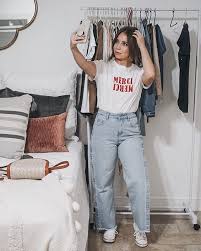 Im Ready Im Ready But First Let Me Take A Selfie Who Remembers That Song Lol Picoftheday Ootd Merci Take That Let It Be Mom Jeans
