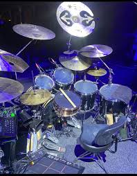 Most Unconventional Drum Setup You've Seen : r/drums