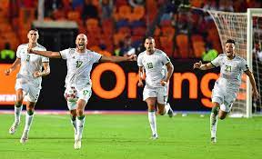 يعتبر منتخب الجزائر من أقوى المنتخبات الأفريقية والعربية والتي تنافس بقوة على المستوى القاري أو العالمي في كأس العالم صور عن منتخب الجزائر. Ø´Ø§Ù‡Ø¯ Ù‡Ø¯Ù Ù…Ù†ØªØ®Ø¨ Ø§Ù„Ø¬Ø²Ø§Ø¦Ø± ÙÙŠ Ù…Ø±Ù…Ù‰ Ù†ÙŠØ¬ÙŠØ±ÙŠØ§ Rt Arabic