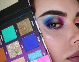 Gigi hadid bold & glowy mermaid makeup tutorial. Nikkietutorials X Beauty Bay Palette Review Swatches Looks Is It Worth It Flaw Decay