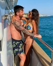 Messi, Suarez and Fabregas reunite to celebrate PSG stars wife Antonelas  birthday as they head back to Barcelona | The Irish Sun