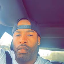 Bob Sanders highlights just HIT different. Happy birthday to the 5'8” 2007  Defensive Player of the Year and Super Bowl XLI champion! (🎥 @nfllegacy)