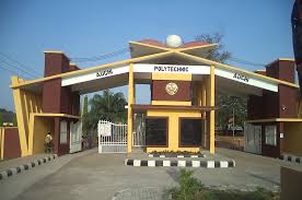 AUCHIPOLY