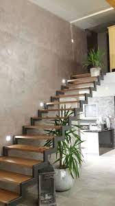 Coole bastelidee fur diy turdeko mit weissem zapfenkranz. Treppenhaus Und Flur Wandgestaltung Stucco Decor Kreative Spachteltechnik Und Wandgestaltung