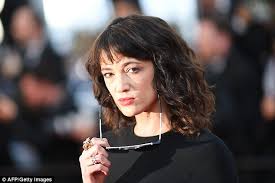 Rose mcgowan is looking stunning with this lass inked on her back and that cord on her left arm. Asia Argento Vows Revenge On Former Friend Rose Mcgowan With Bold New Dagger Tattoo Express Digest