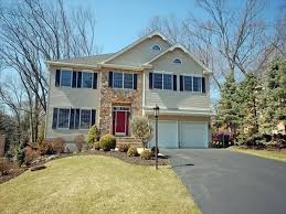Custom Colonial Home In Watchung Nj 07069 Fabulous Colonial Home For Sale This 12 Year Young Watchung Home Has A Ver With Images Colonial House Real Estate Real Estate Nj