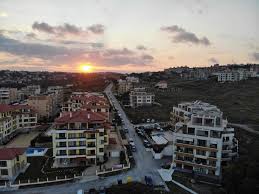 İnce bulguru bir kaba alıp üzerini hafifçe geçecek kadar sıcak su ile ıslatıp kabarmasını bekleyin. Gliko Seaside Apartments Byala Aktualisierte Preise Fur 2021