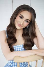 Ipswich teen to compete at international beauty pageant