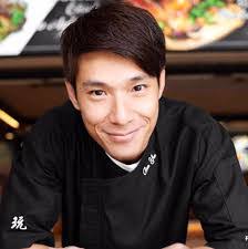 Daniel Pong's Instagram, Twitter & Facebook