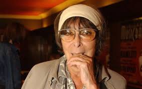 Března zemřela ve svých 89 letech královna českého šansonu hana hegerová. Hana Hegerova 83 Tajemstvi Objevene Po Umrti Jedineho Syna Podivna Smrt Snachy Ahaonline Cz