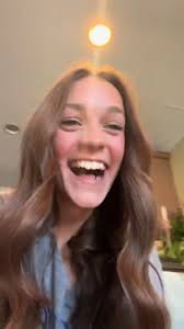 nothing more special than letting your childhood best friend know the babys  Gender first🥹🩷 #genderreveal #teamgirl #bestfriend #baby @kelley