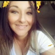 Holly Pantoja's Instagram, Twitter & Facebook