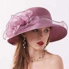 Amanda Vanhoy's Instagram, Twitter & Facebook