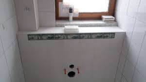 Plan mit lage von leitung besorgen. Wie Kann Ich Fliesen Von Der Wand Entfernen Ohne Dass Sie Zerbrechen Fliesenleger Kacheln