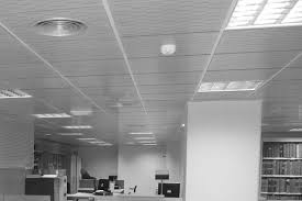 That and more on the functionality of best for low ceiling rooms, the peripheral false ceiling, as the name suggests, runs around the edges of. Advantages Of False Ceilings That Are Still True With The New Normal