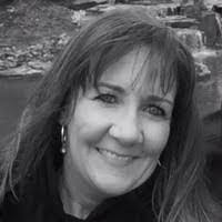 Erin Leale Email & Phone Number