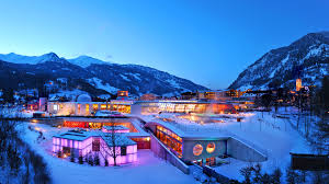 Tons of awesome switzerland hd wallpapers to download for free. Wallpaper Lindner Alpentherme In Winter Dusk Snow Mountain Lights Switzerland 3840x2160 Uhd 4k Picture Image