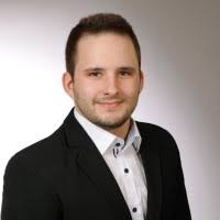 10+ "Daniel Petri" profiles