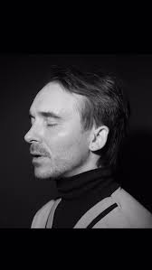 My song “No Reason” off my first album, played live with 8 fingers ! 🎺🎹  Thanks for being here and listening. Love yous! 🩵🩵🩵