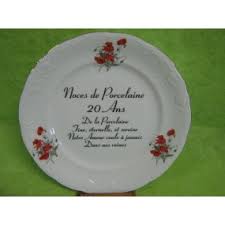 Profitez de votre vingtième anniversaire de mariage pour émerveiller votre moitié. Assiette Decor Noces En Porcelaine Centre Vaisselle Porcelaine Blanche Et Decoree Plats Et Assiettes Tasses
