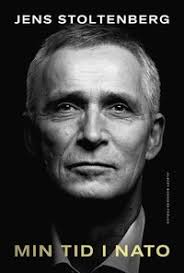 Jag var självlockig, moderlös, gripande och ett monster av förljugenhet :  en biografi om Marianne Höök