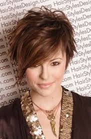 Via libera quindi a tagli di capelli corti maschili e scalati o alle loro versioni più chic e dallo styling più dolce, che suggeriscano un'idea . Tagli Capelli Corti Spettinati Tagli Capelli Spettinati Tagli Di Capelli Capelli Corti Spettinati