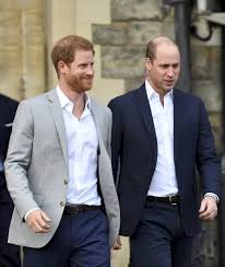 William se angažoval v filantropii již od útlého věku a trávil mezery v humanitární práci v chile a některých afrických zemích. Vecne Zamilovani Kate A William Tohle Je Vzdycky Dostane Z Problemu Ahaonline Cz