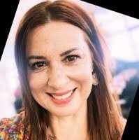 Lora Keyes's Instagram, Twitter & Facebook