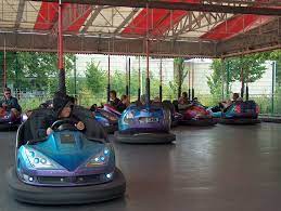 Bumper Cars In The 80 S Was A Favorite At Six Flags Over Texas Amusement Park Six Flags Over Texas Dalek