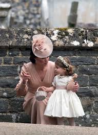 (soldi dati ai figli) (uk, children). Royal Wedding Meghan E Harry Paggetti E Damigelle Foto Io Donna
