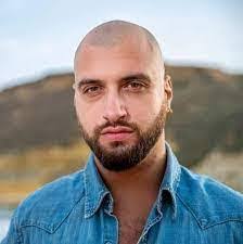 Kurt Dotson's Instagram, Twitter & Facebook