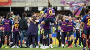Melanie serrano, la más veterana del barcelona, habló tras levantar el título muy emocionada y se acordó el entrenador del barcelona, lluís cortés, habló tras levantar el título. Barca Lyon Horario Y Donde Ver En Tv La Final De Champions Femenina