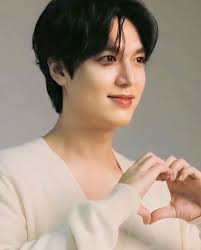 POR FAVOR DI HOLA SI AUN ESTAS ACTIVO EN ESTE GRUPO 🥰🥰🥰