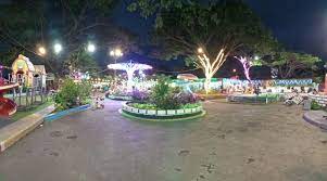 Namun, jika ingin belanja dalam jumlah besar, bisa mengunjungi pasar am pondok ungu permai (1,0 km), superindo marakas (750 m), dan super indo pondok ungu (850 m) yang bisa. Rainbow Lake Tempat Wisata Di Marakas Yang Jarang Orang Ketahui Info Bekasi