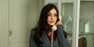 Vahide perçin, uğur güneş, murat ünalmış, hilal altınbilek, turgay aydın, kerem alışık, serpil tamur, bülent polat, selin yeninci, sibel taşçıoğlu, selin genç, melike i̇pek. Bir Zamanlar Cukurova 52 Bolum Yilmaz Savas Baltasini Topraktan Cikarir Ve Episode