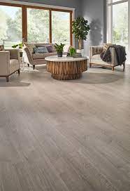 Highly Water Resistant Misty Morning Oak Is The Perfect Laminate Floor For Those Who Want A Coastal Style I Floor Design Waterproof Laminate Flooring Flooring