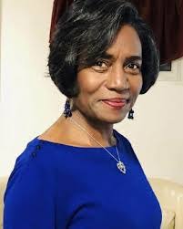 Sandra Faye's Instagram, Twitter & Facebook