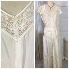 Whether you fancy fetching prints to turn heads or silk velvet evening gowns, this collection offers 1930s vintage clothing that you'll just adore, darling. Vintage Wedding Dress 1930s Wedding Dress 30s Weddi Gem